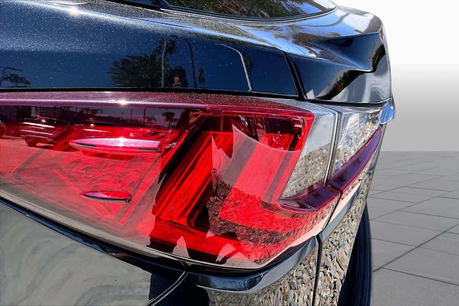 Used 2019 Lexus RX 350 AWD w/ Navigation Package image 28