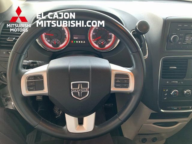 Used 2015 Dodge Grand Caravan American Value Package w/ UConnect Hands-Free Group image 12