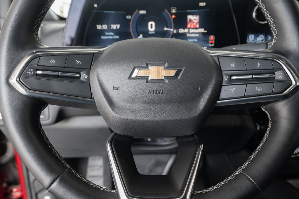 Used 2024 Chevrolet Blazer EV LT AWD/4WD image 21