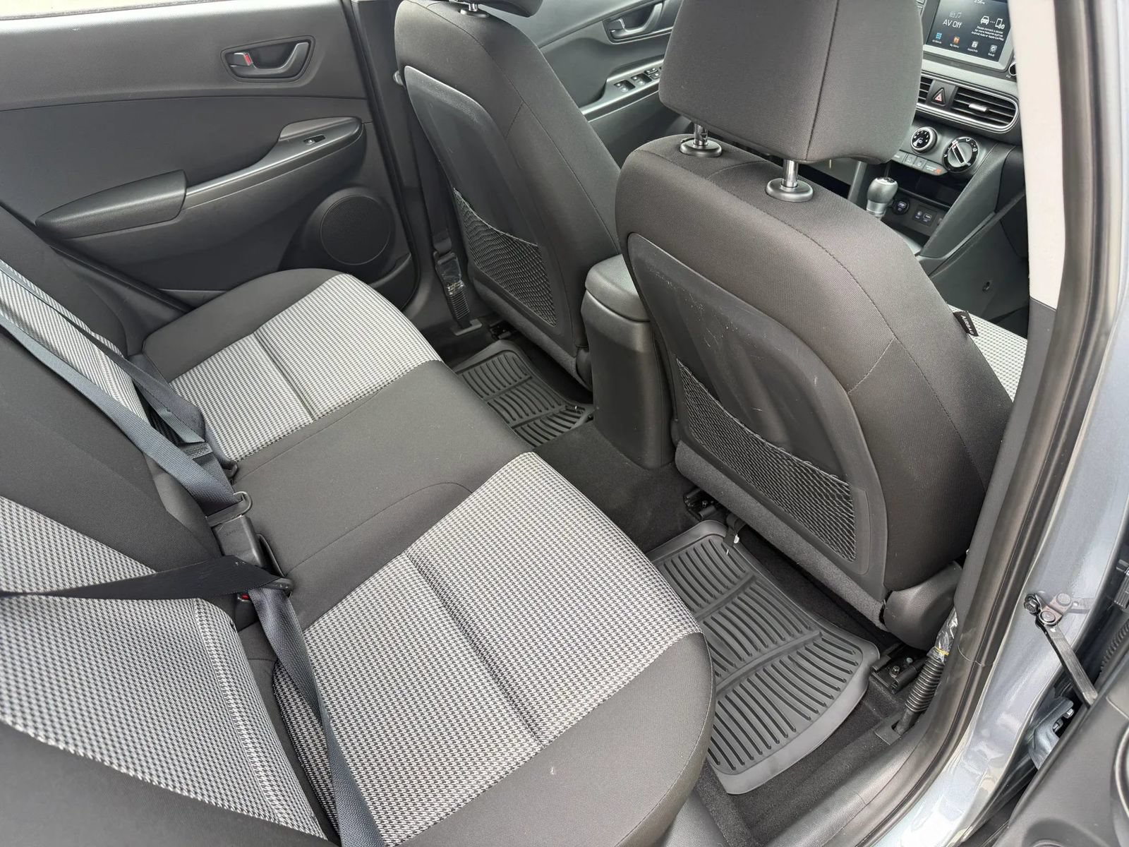 Used 2019 Hyundai Kona SE AWD/4WD image 16