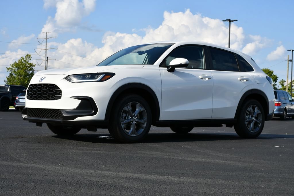 New 2027 Honda HR-V LX image 3