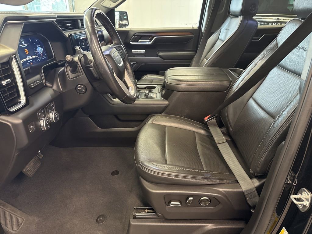 Used 2024 GMC Sierra 1500 Denali AWD/4WD image 25