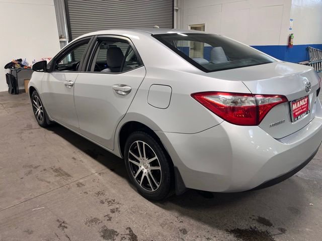 Used 2015 Toyota Corolla LE image 5