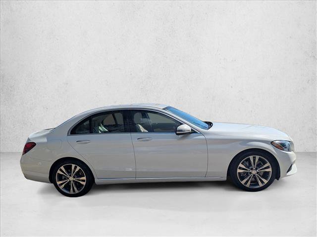 Used 2017 Mercedes-Benz C 300 Sedan image 4