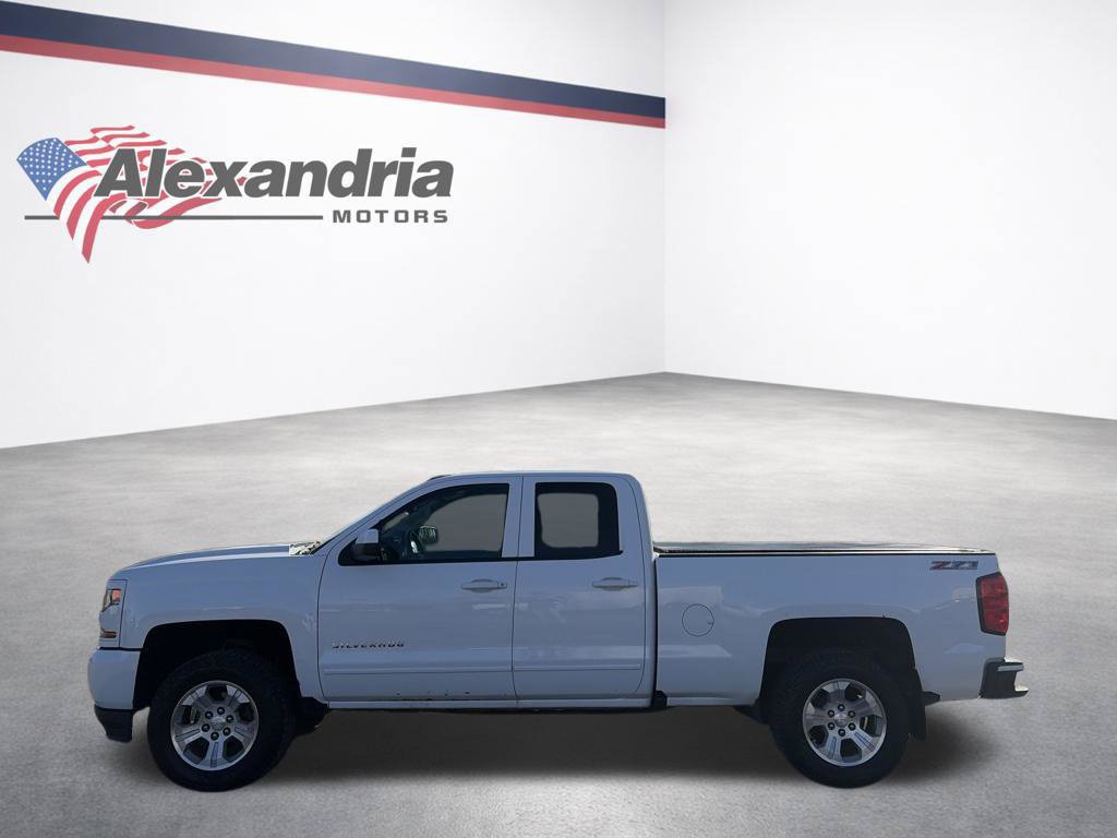 Used 2017 Chevrolet Silverado 1500 LT w/ All Star Edition AWD/4WD image 9
