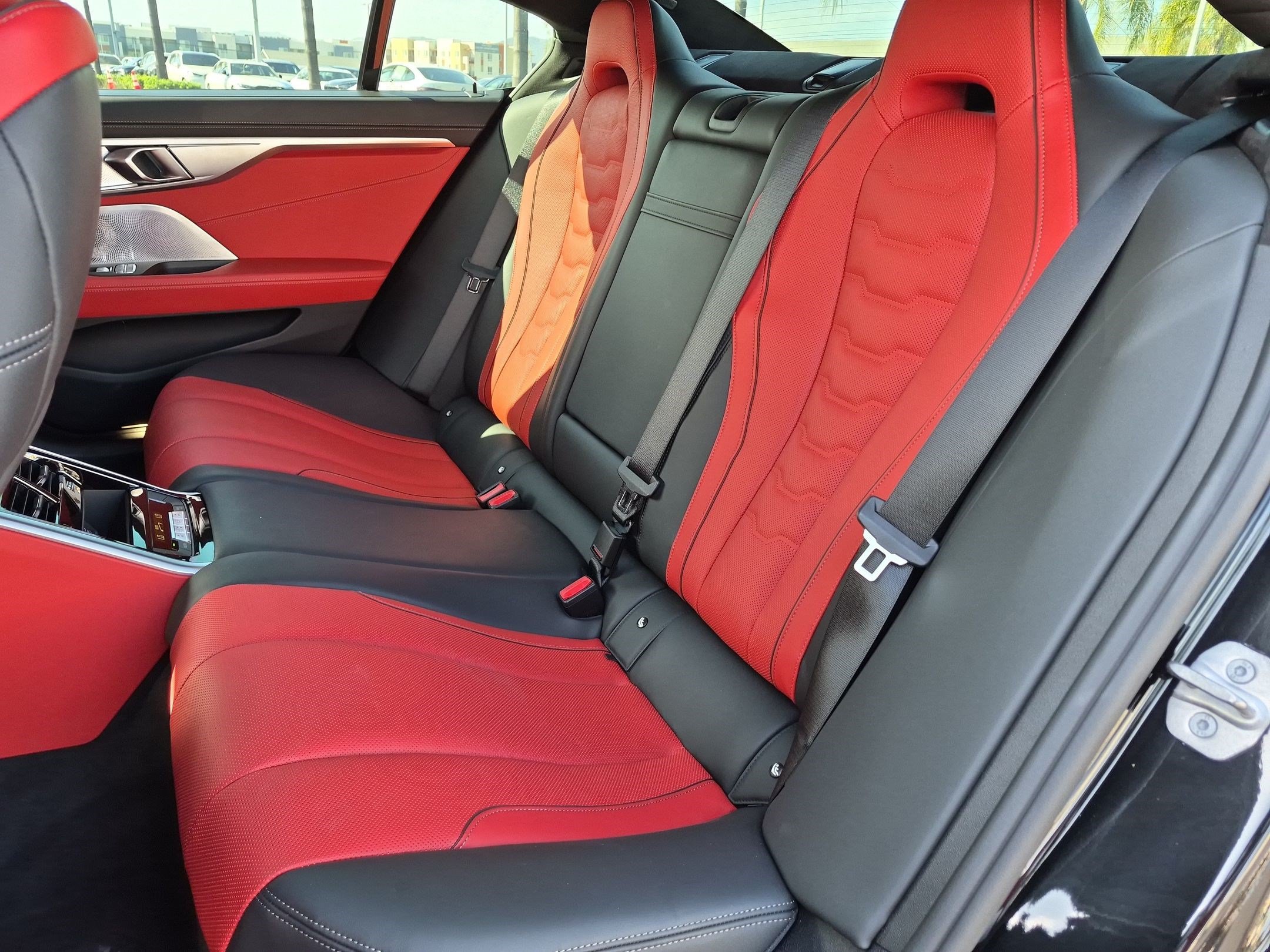 Used 2025 BMW M850i xDrive AWD/4WD image 30
