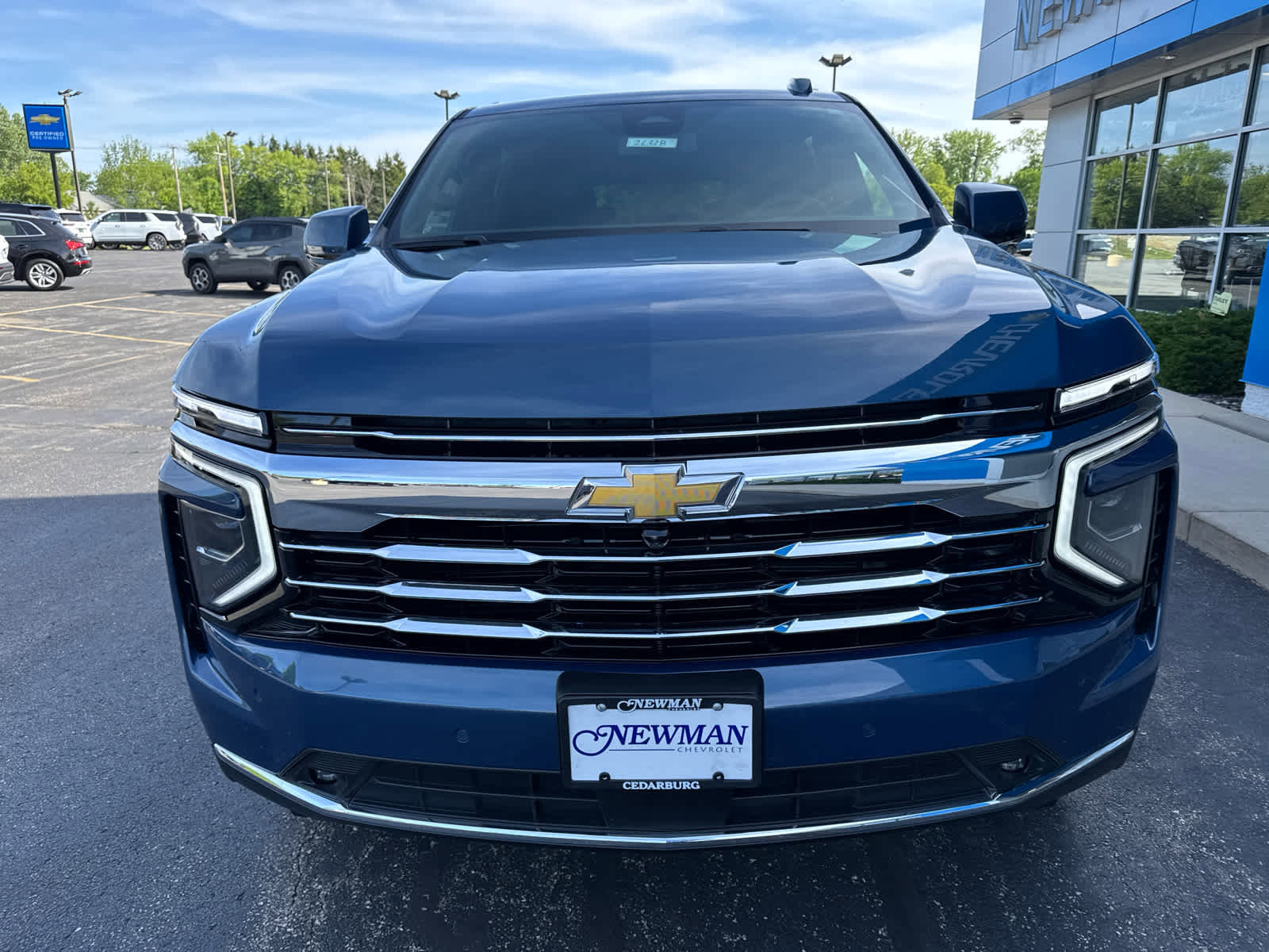 New 2026 Chevrolet Suburban LT w/ Comfort Package AWD/4WD image 13