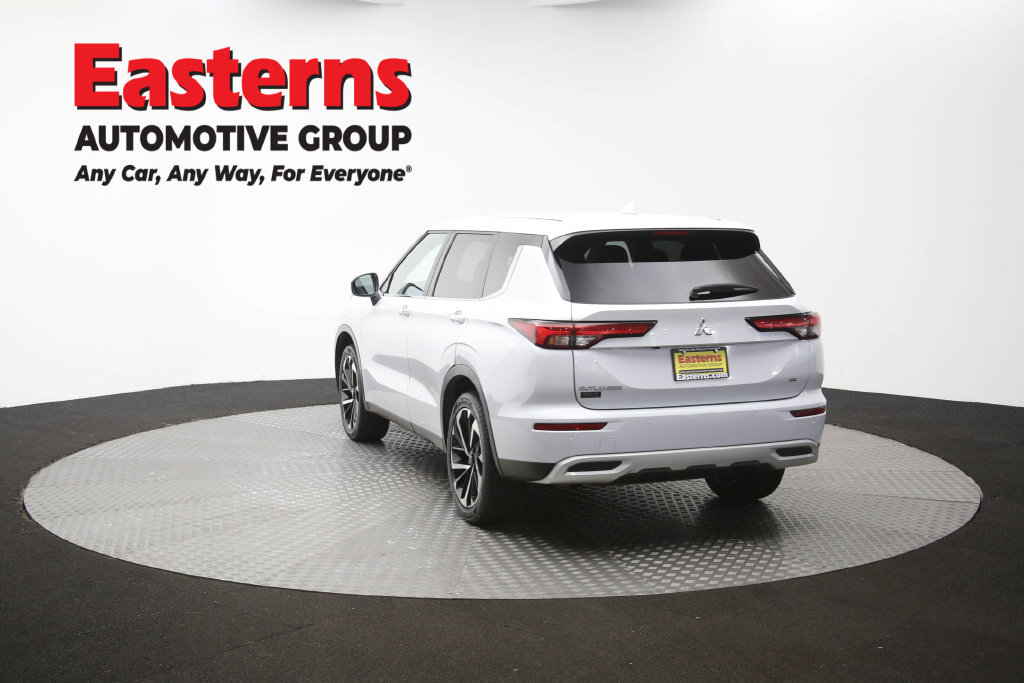 Used 2024 Mitsubishi Outlander SE AWD/4WD image 68