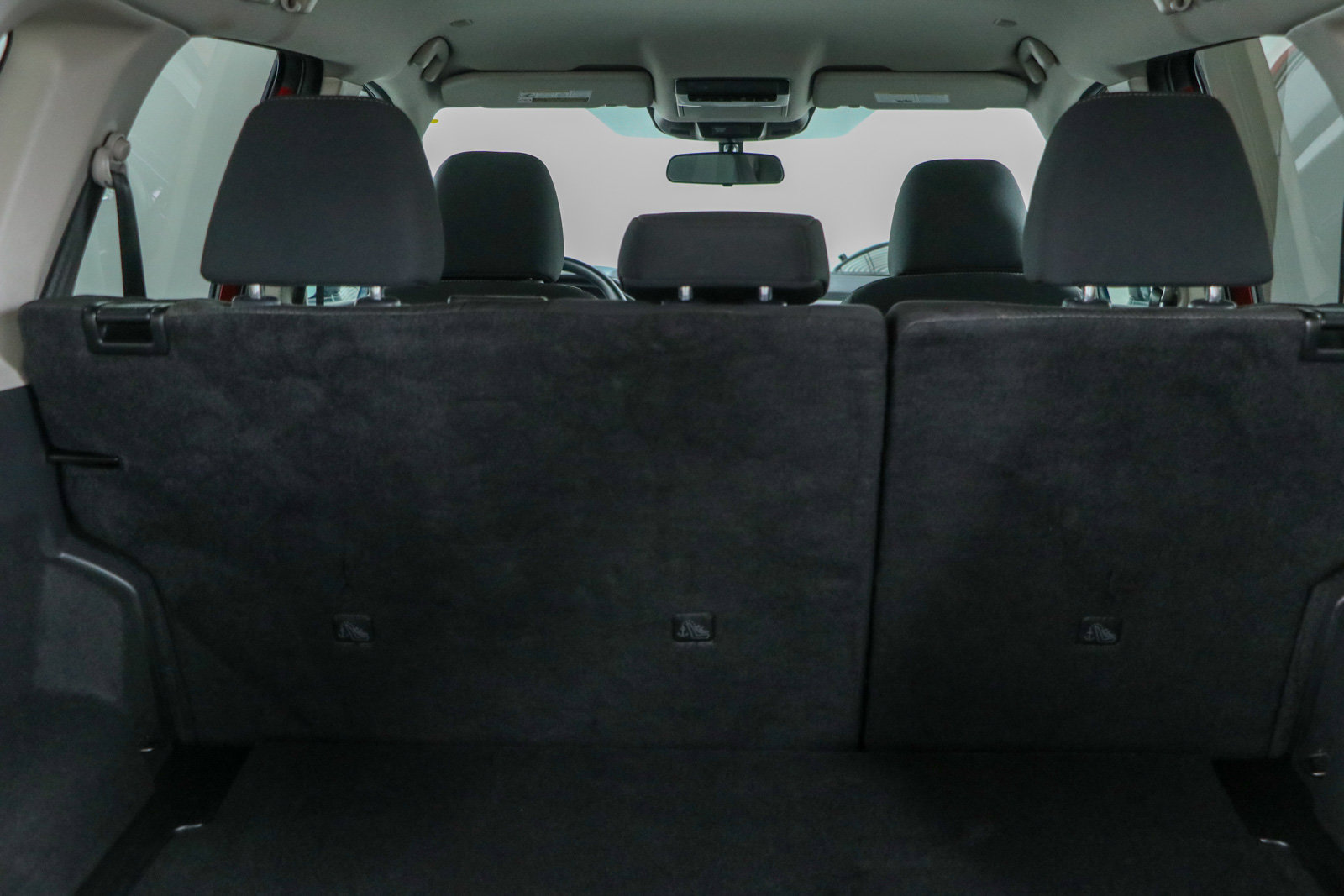 Used 2024 Nissan Rogue SV FWD image 28
