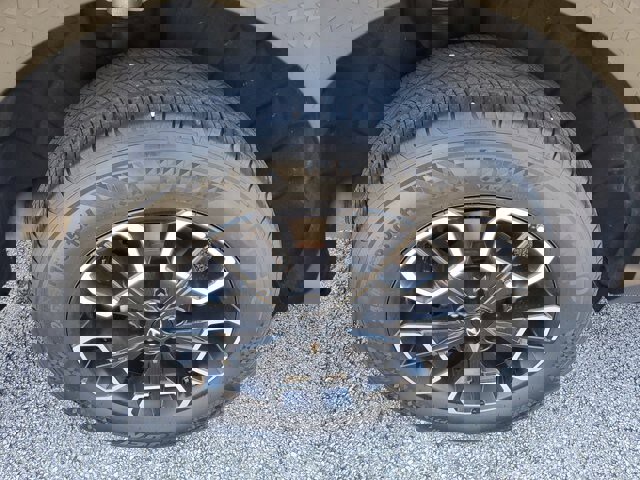 Used 2022 Hyundai Santa Cruz SEL image 9