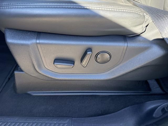 Used 2024 Ford Expedition Max XLT image 21