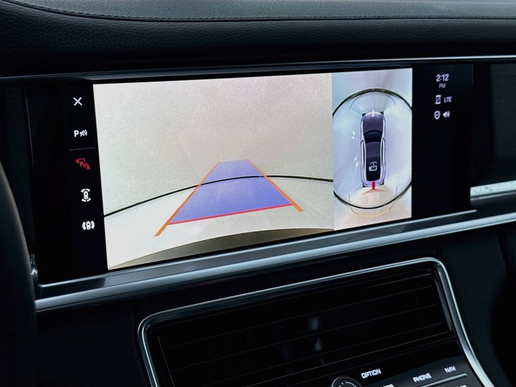 Certified 2023 Porsche Panamera 4 Platinum Edition AWD/4WD image 20