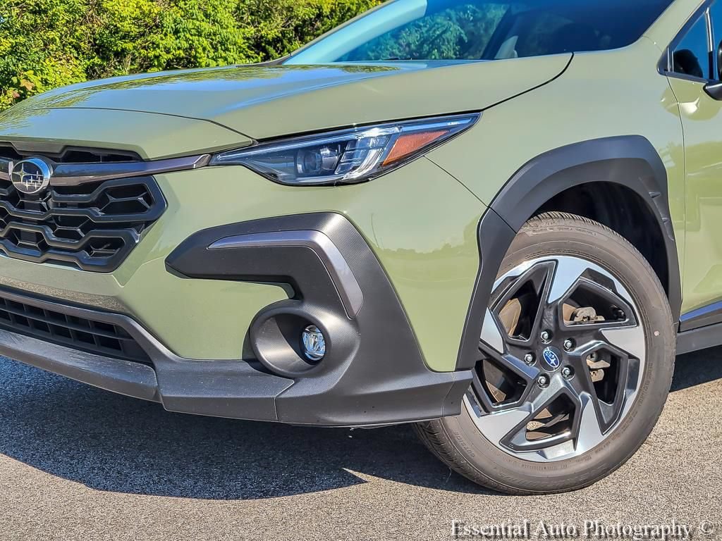 Used 2024 Subaru Crosstrek 2.5i Limited w/ Crosstrek Mirror Package AWD/4WD image 3
