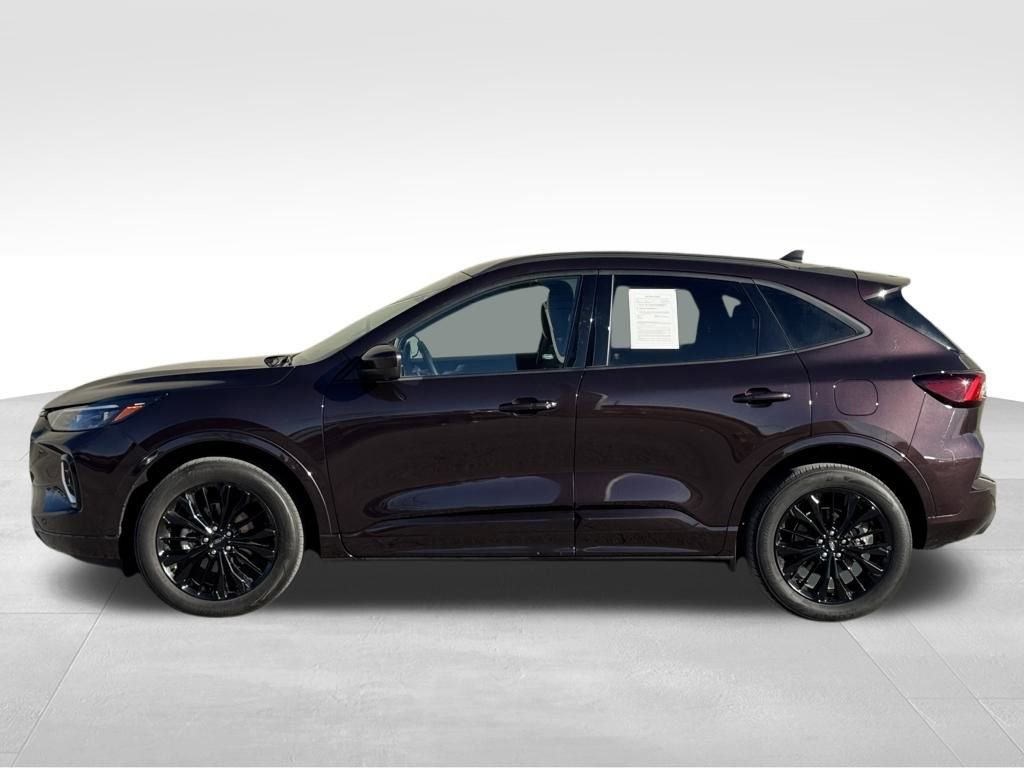 Used 2023 Ford Escape ST-Line Elite image 36