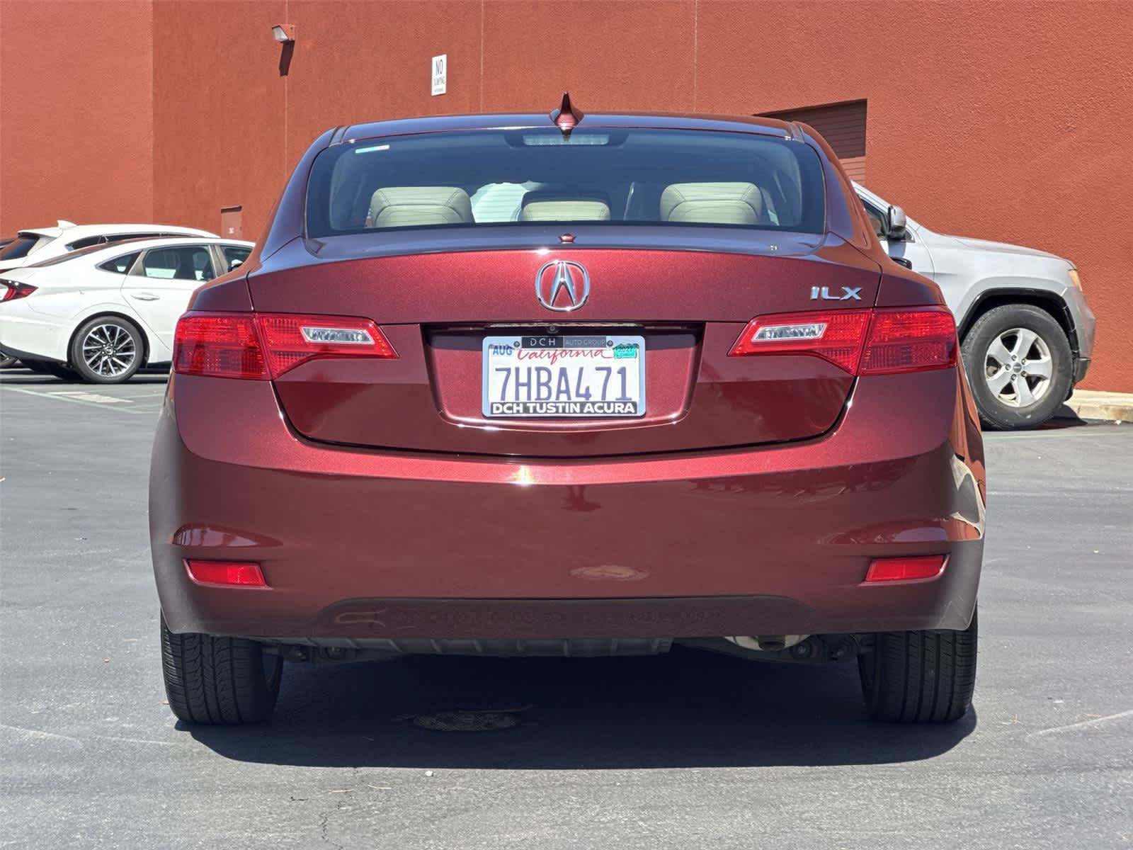 Used 2015 Acura ILX w/ Technology Package FWD image 6
