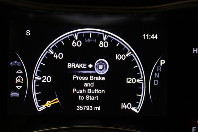 Used 2021 Jeep Grand Cherokee Overland AWD/4WD image 19