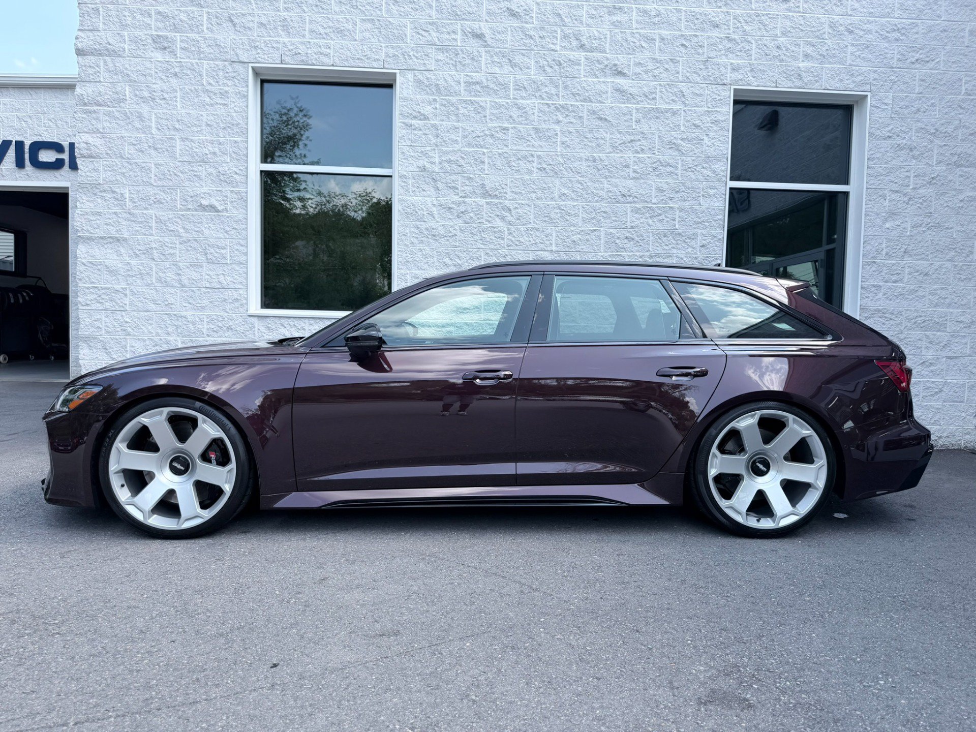 Used 2024 Audi RS 6 performance AWD/4WD image 5