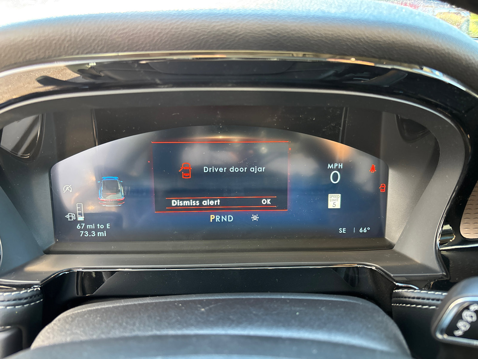 New 2026 Lincoln Corsair Reserve w/ Rear Removable Package Tray image 15