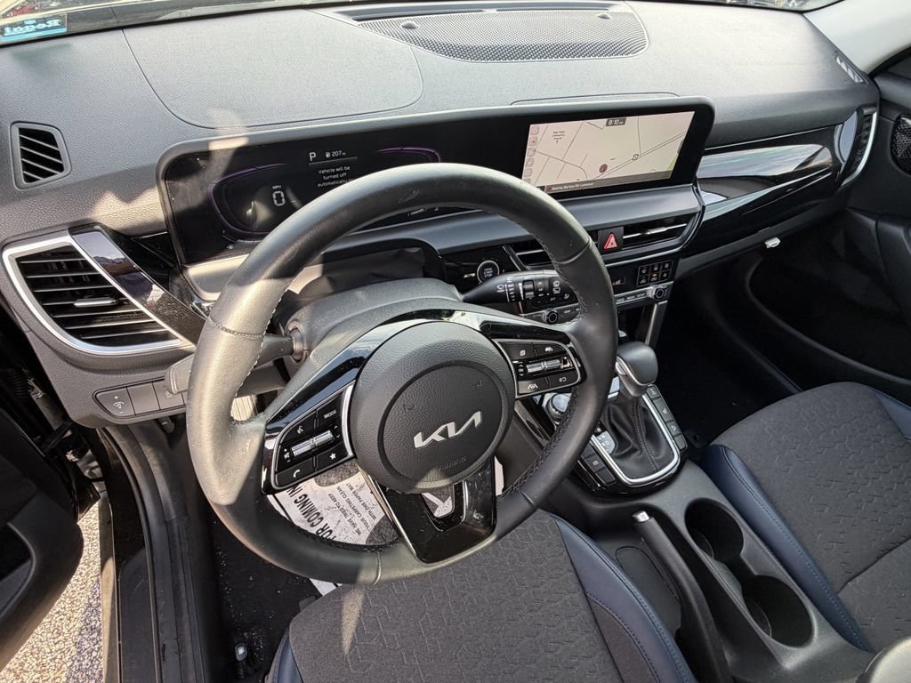 Certified 2025 Kia Seltos S AWD/4WD image 19