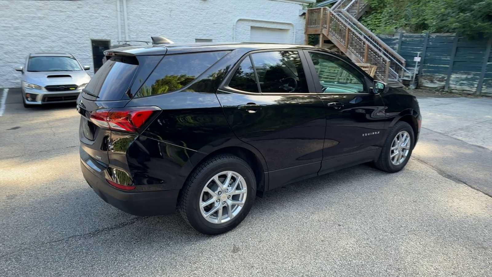 Used 2023 Chevrolet Equinox LS w/ LS Convenience Package AWD/4WD image 8