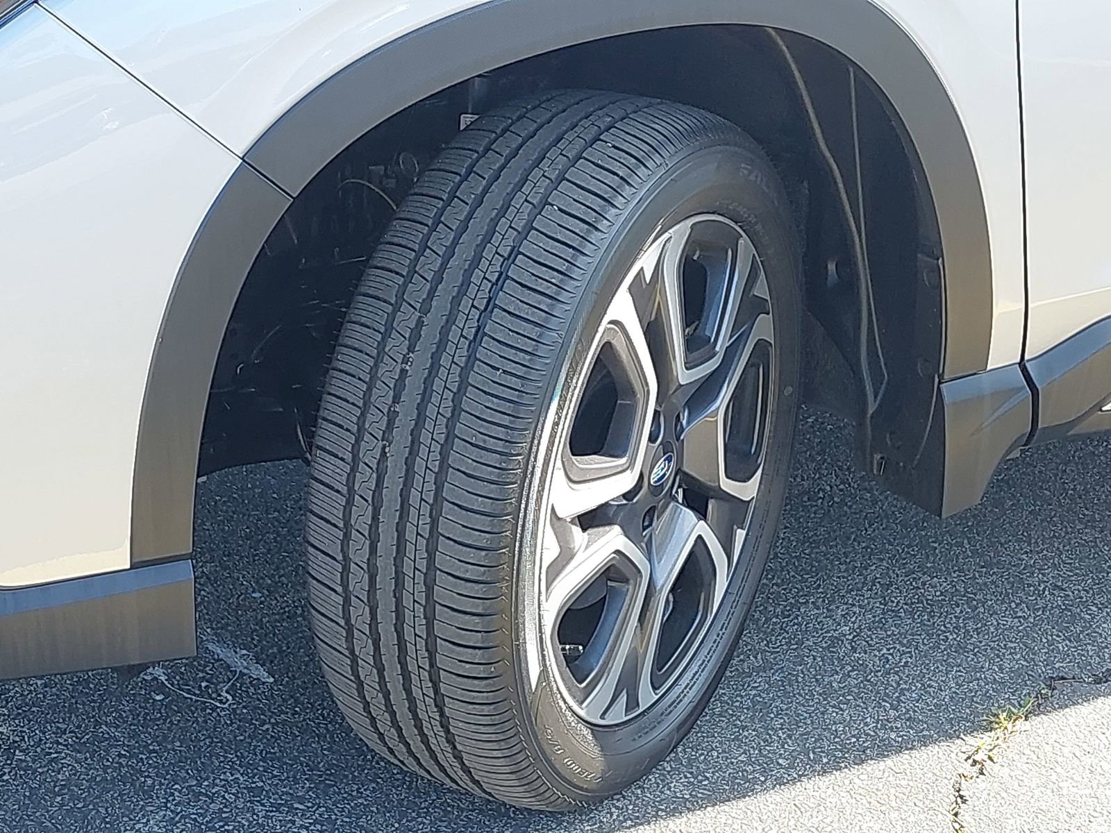 Certified 2025 Subaru Ascent Touring w/ Popular Package #2 image 35