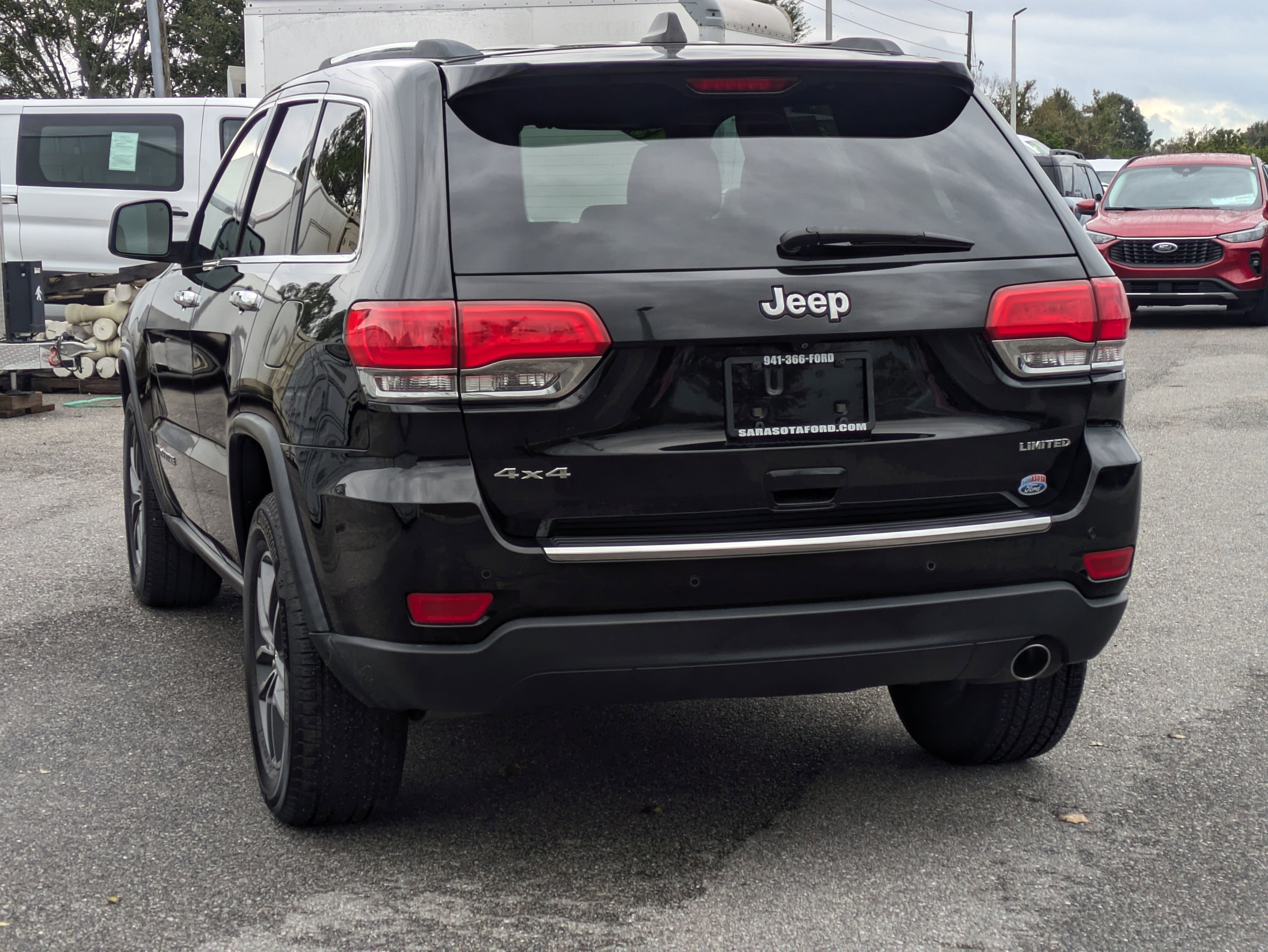 Used 2017 Jeep Grand Cherokee Limited image 6