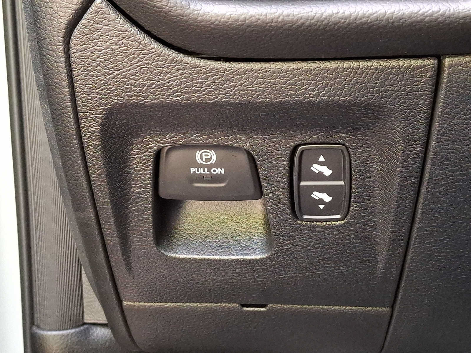 New 2026 RAM 1500 Big Horn AWD/4WD image 16