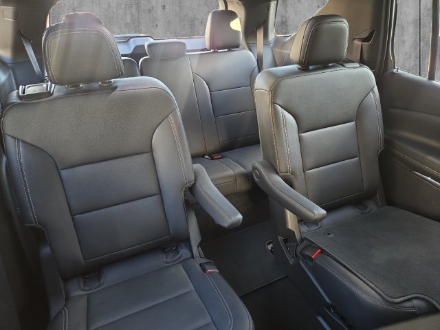 Certified 2026 Chevrolet Traverse LT FWD image 22