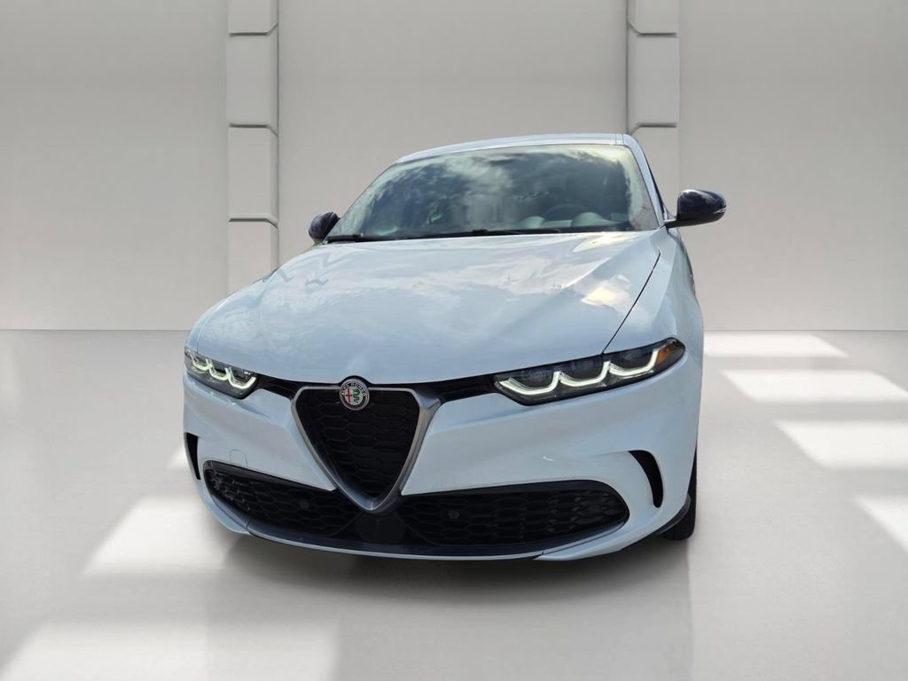 Used 2024 Alfa Romeo Tonale Ti AWD/4WD image 11