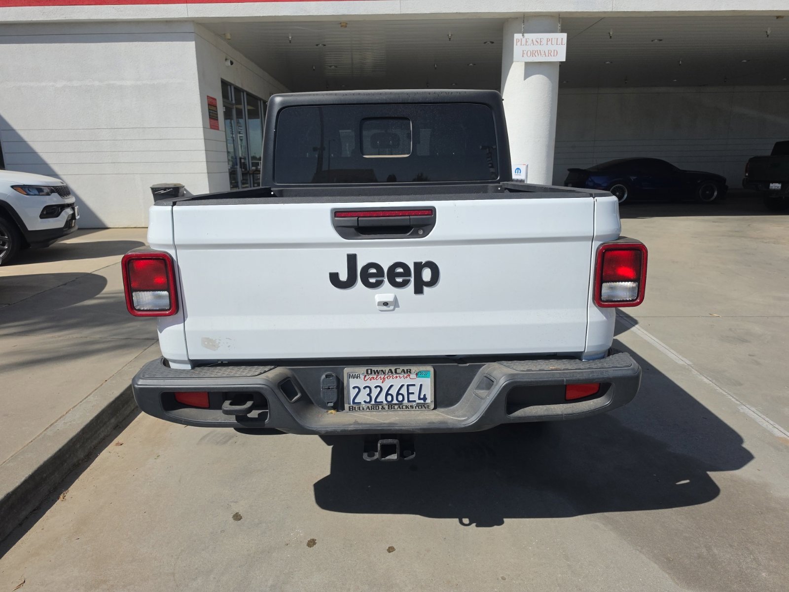 Used 2023 Jeep Gladiator Sport AWD/4WD image 5