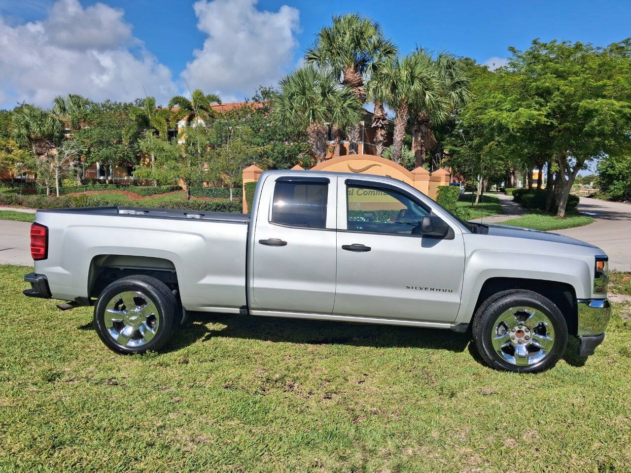 Used 2018 Chevrolet Silverado 1500 LS w/ Trailering Package RWD image 1