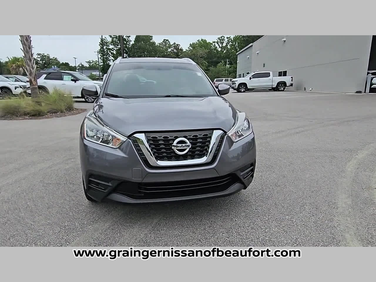 Used 2018 Nissan Kicks SV FWD image 19