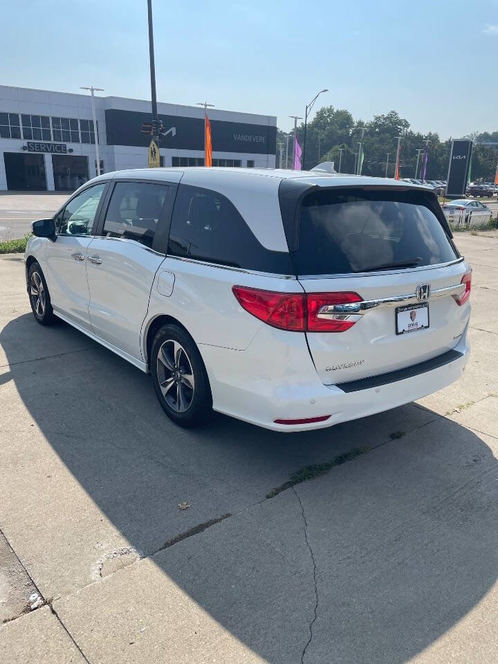 Used 2018 Honda Odyssey Touring image 4