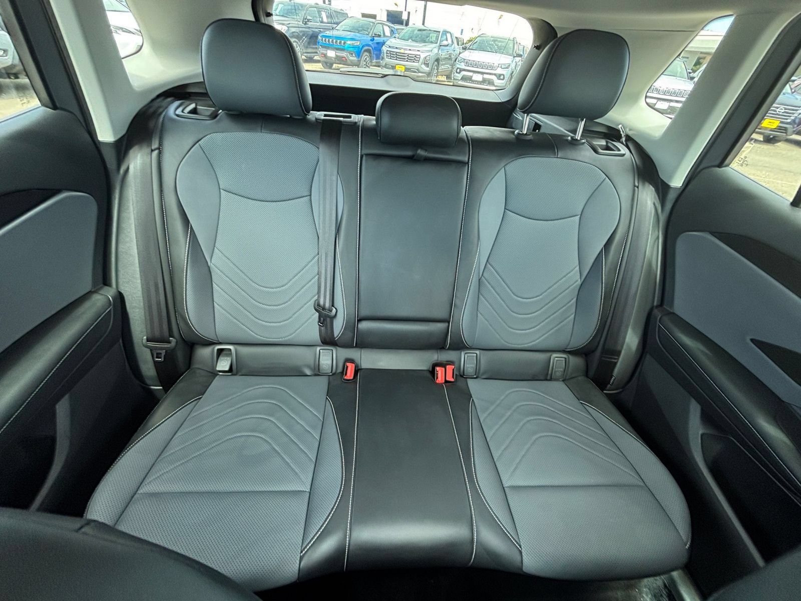 Used 2026 Volkswagen Tiguan SE AWD/4WD image 40