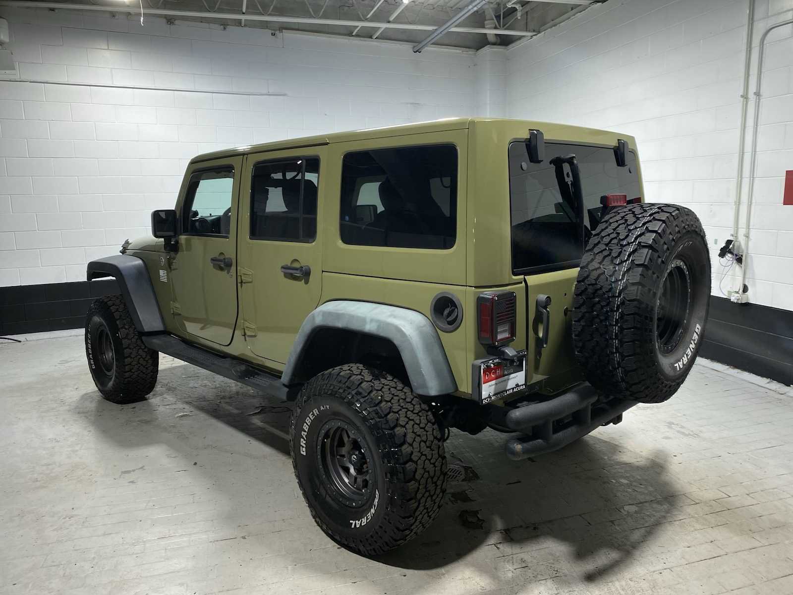 Used 2013 Jeep Wrangler Unlimited Sport image 4
