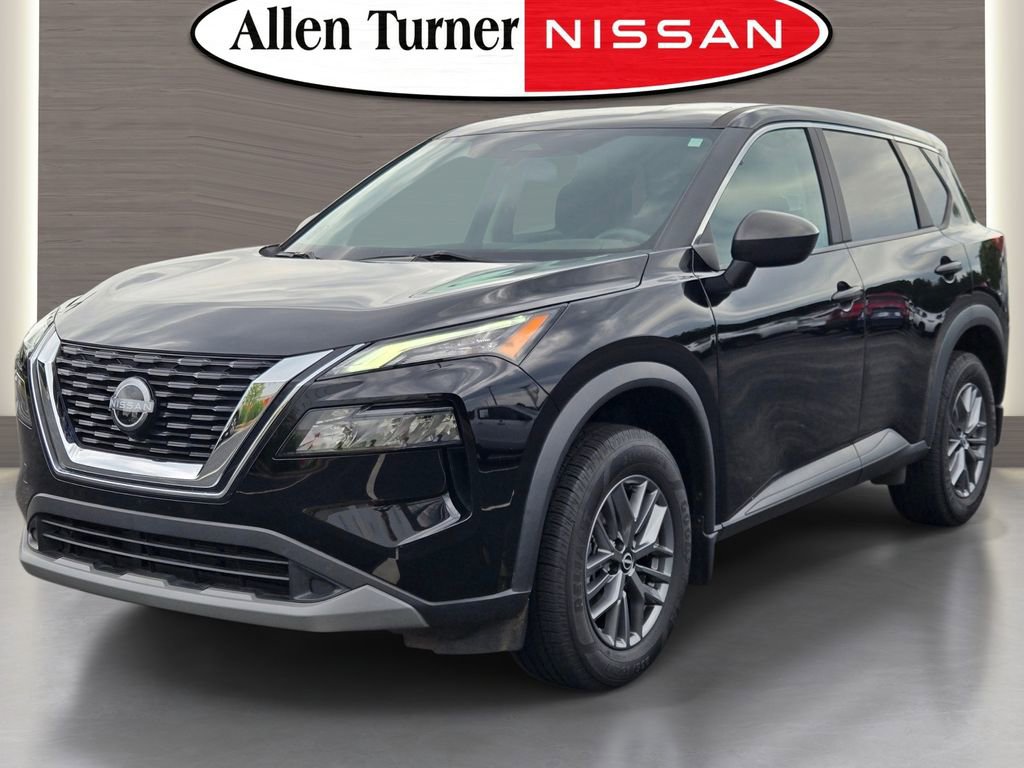 Used 2023 Nissan Rogue S FWD image 3