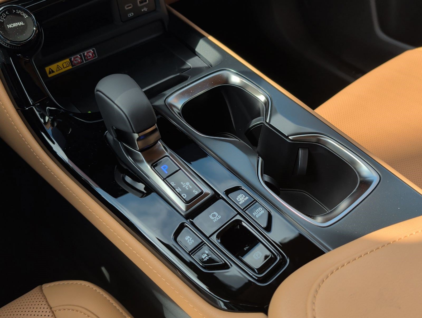 New 2026 Lexus NX 450h+ AWD w/ Accessory Package (2T) image 21