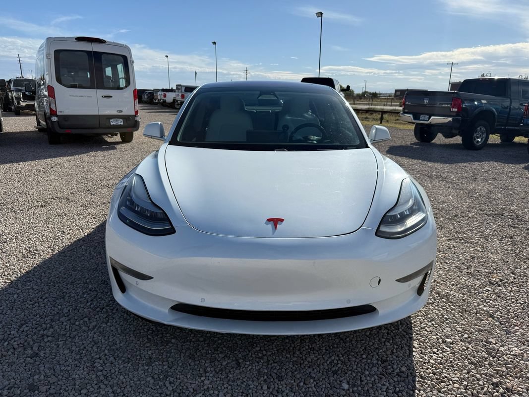 Used 2018 Tesla Model 3 Mid Range RWD image 3