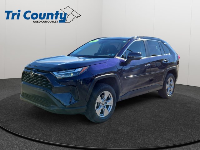 Used 2023 Toyota RAV4 XLE w/ Convenience Package AWD/4WD image 3