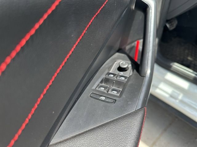 Used 2024 Volkswagen Jetta GLI 40th Anniversary Edition FWD image 6