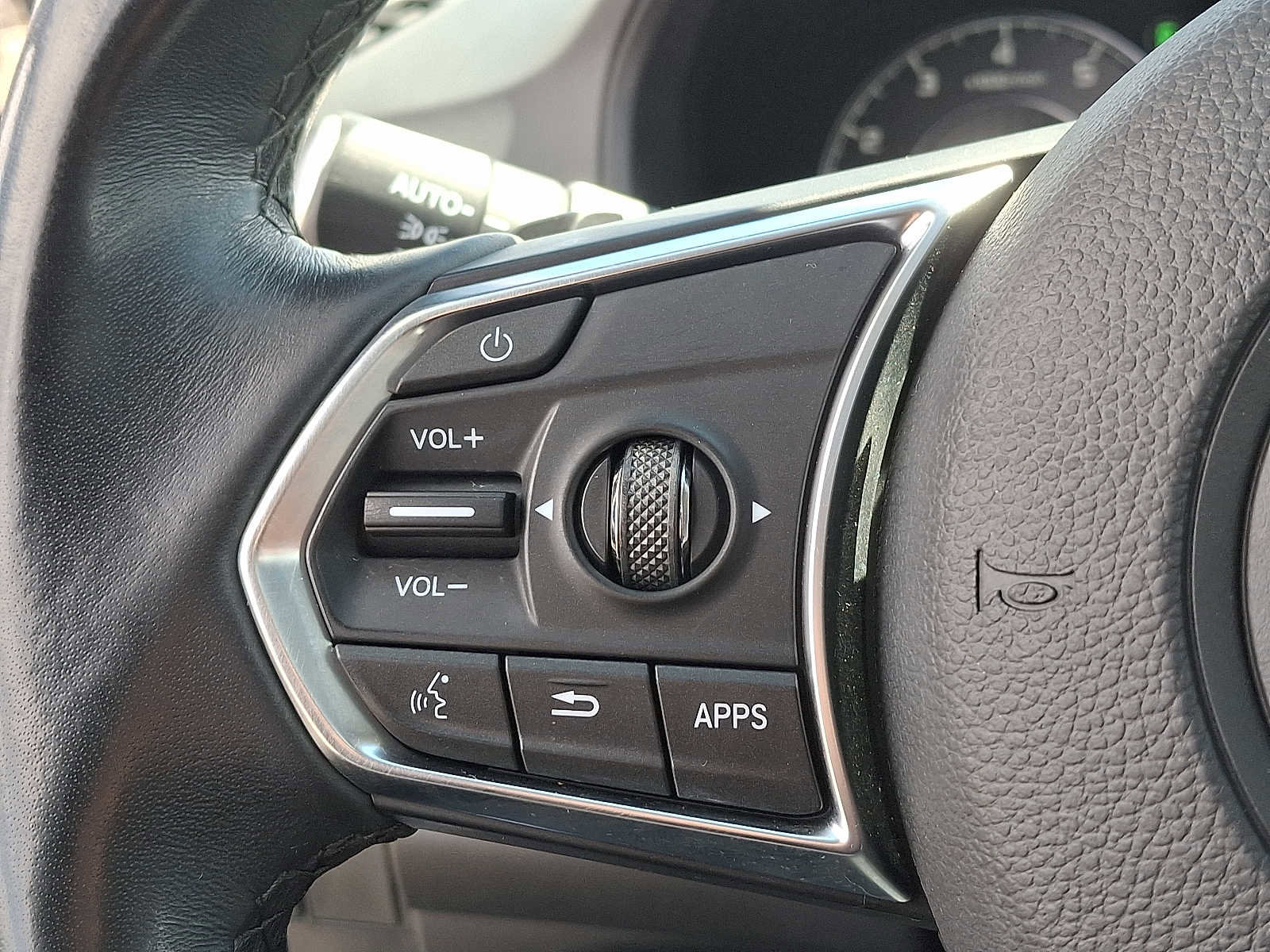 Used 2024 Acura RDX SH-AWD w/ Technology Package image 23