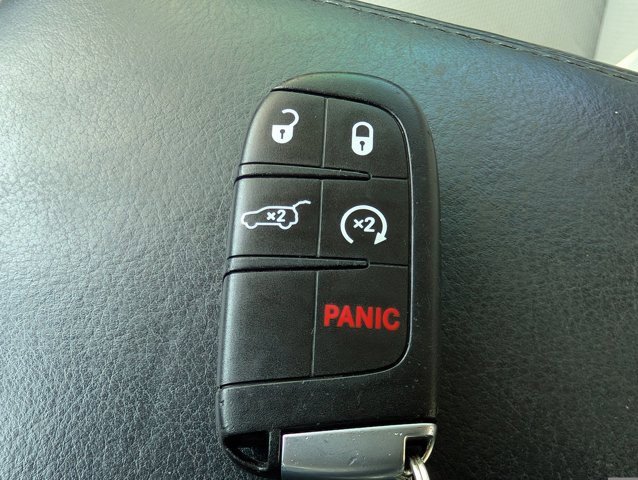 Used 2021 Jeep Grand Cherokee Summit image 32