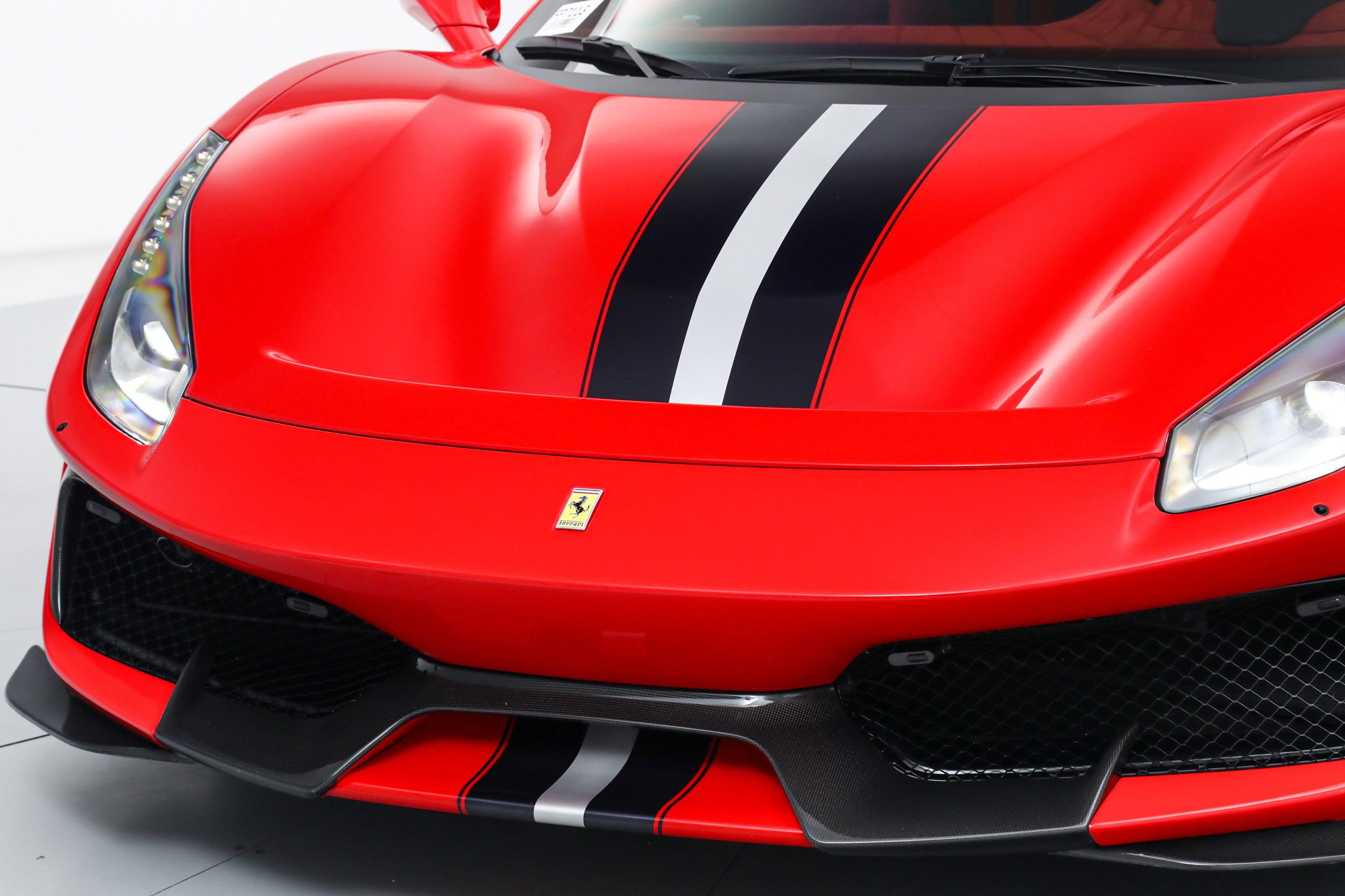 Used 2019 Ferrari 488 Pista Coupe image 14