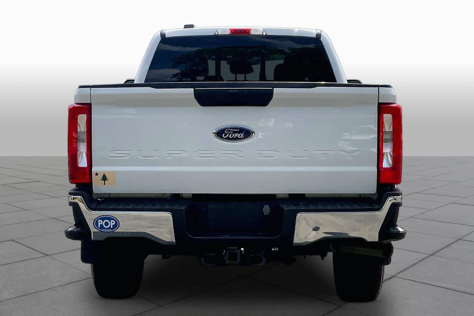 Used 2023 Ford F250 XLT w/ Snow Plow Prep Package AWD/4WD image 5