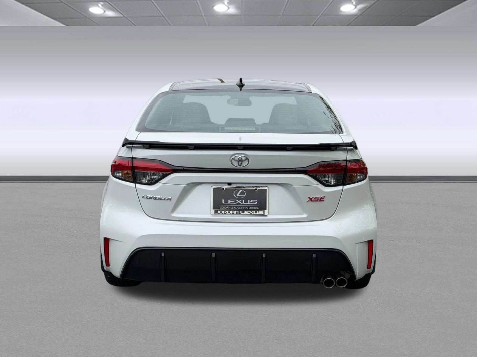 Used 2025 Toyota Corolla XSE FWD image 10