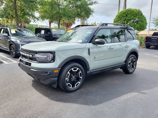 Used 2024 Ford Bronco Sport Outer Banks w/ Tech Package image 3