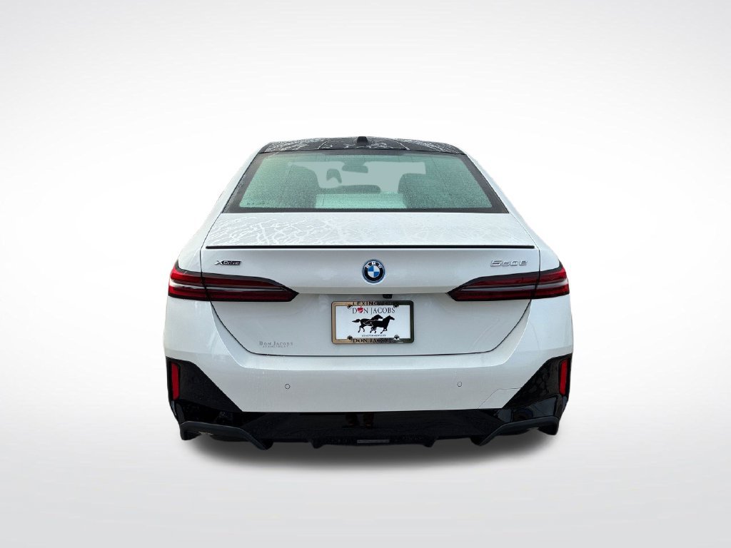 New 2027 BMW 550e xDrive w/ Premium Package AWD/4WD image 4