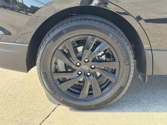 Used 2024 Chevrolet Equinox LS w/ Midnight Edition image 17