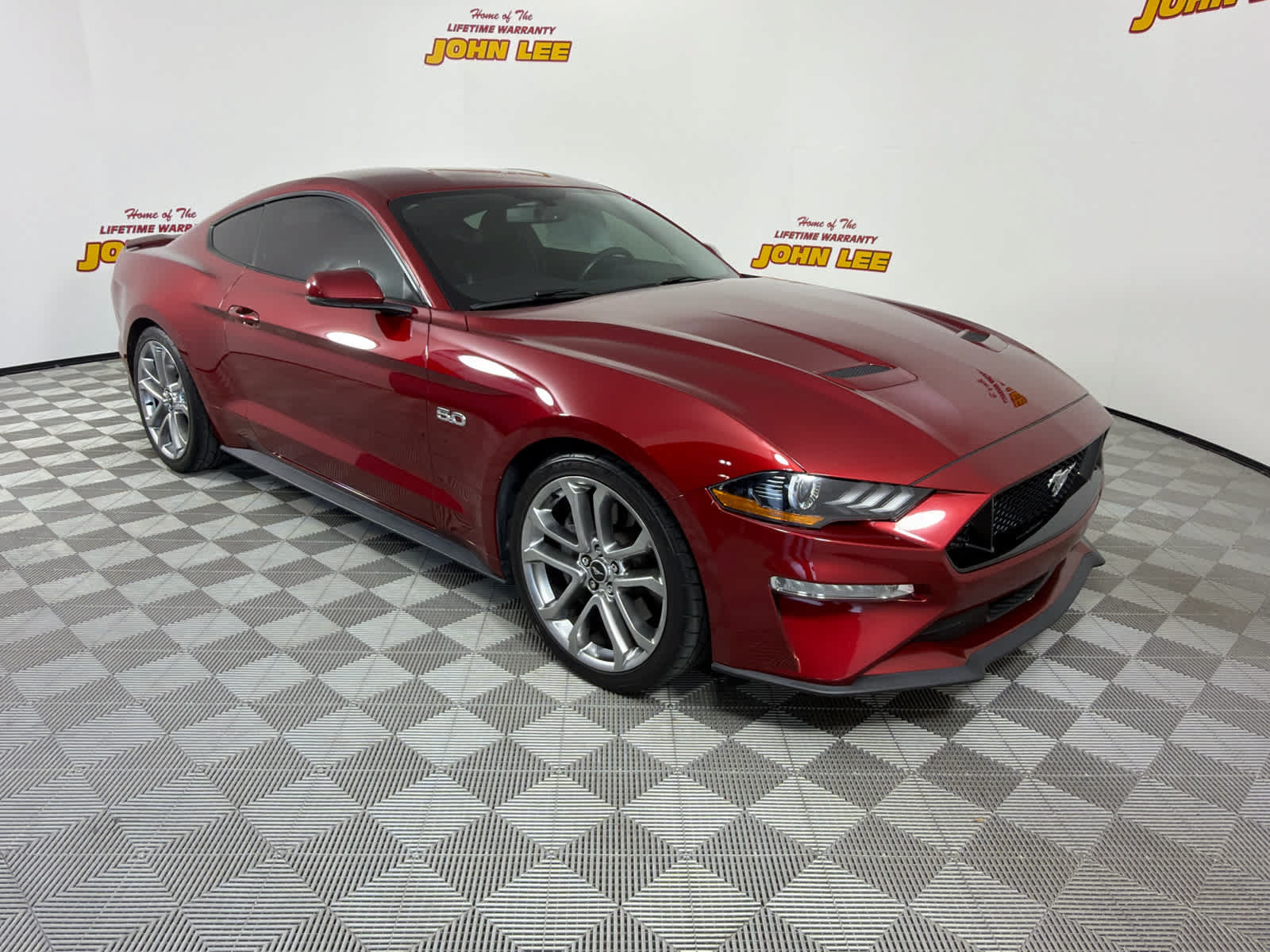 Used 2019 Ford Mustang GT Premium w/ Equipment Group 401A RWD image 8