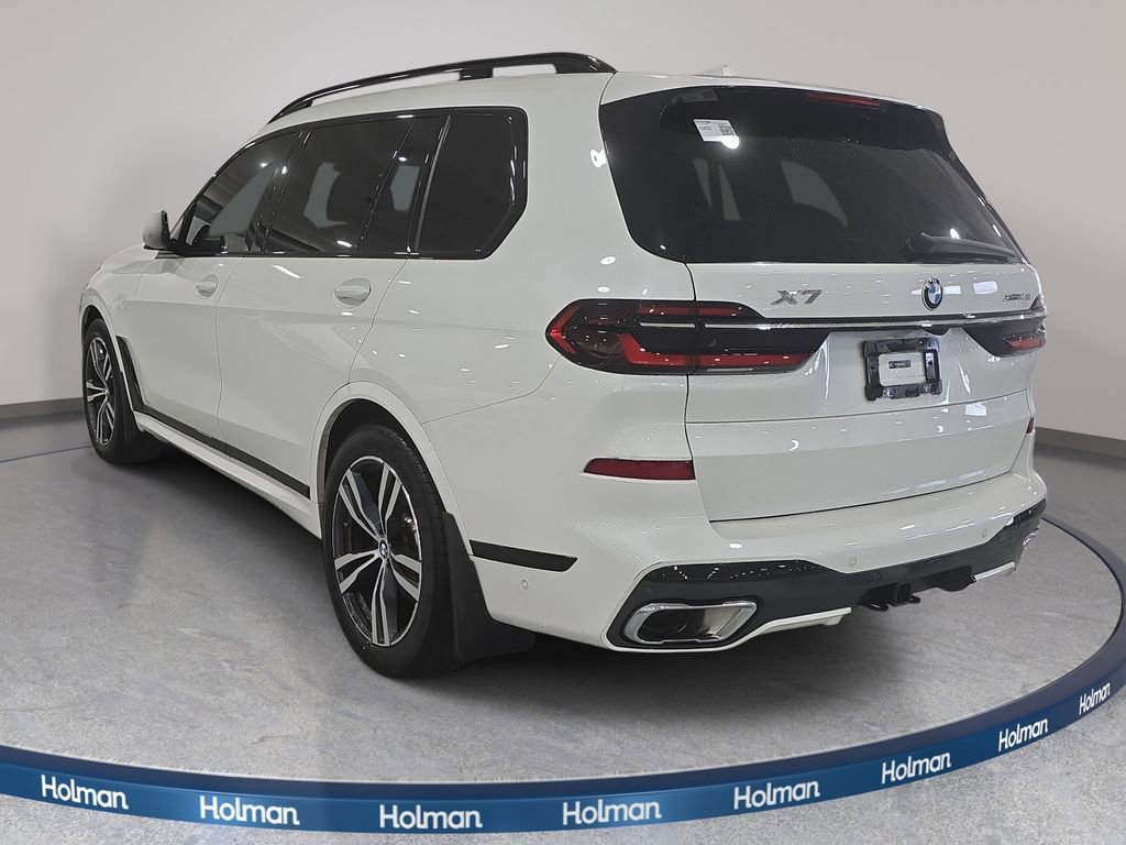 Certified 2024 BMW X7 xDrive40i w/ M Sport Package image 8